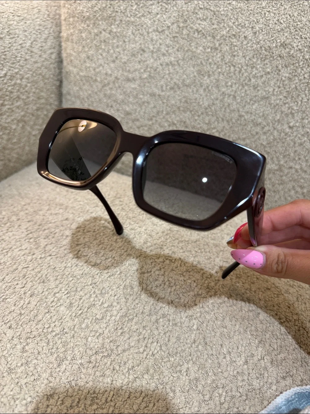 Chanel 5506-a deep burgundy Oversized Square Sunglasses in Black - Picture 3 of 7